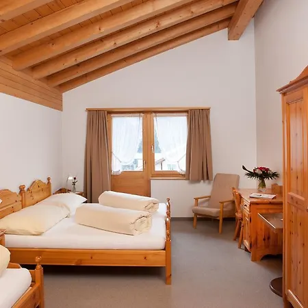 Hotell Pez Regina 2*