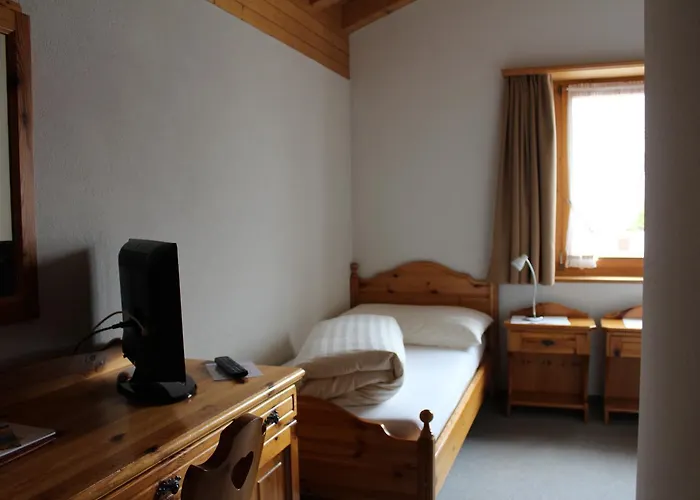 Péz Regina 2* Lumbrein